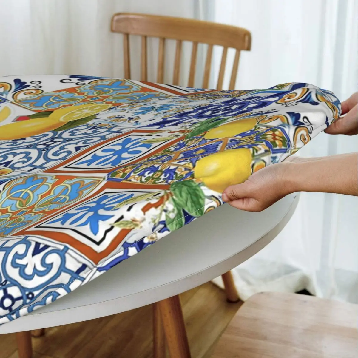 Mediterranean Tiles And Lemon Waterproof Round Tablecloth Oilproof Table Cloth for Kitchen Events Dining Table Cover