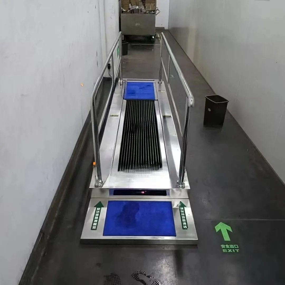 Automatic chute type 360 degree reciprocating ball sole washing machine