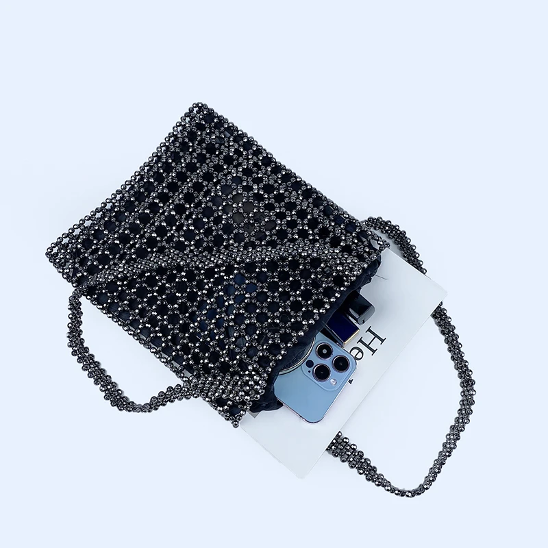 24 new ins with gray openwork air quality versatile large-capacity casual handmade beaded shoulder bag