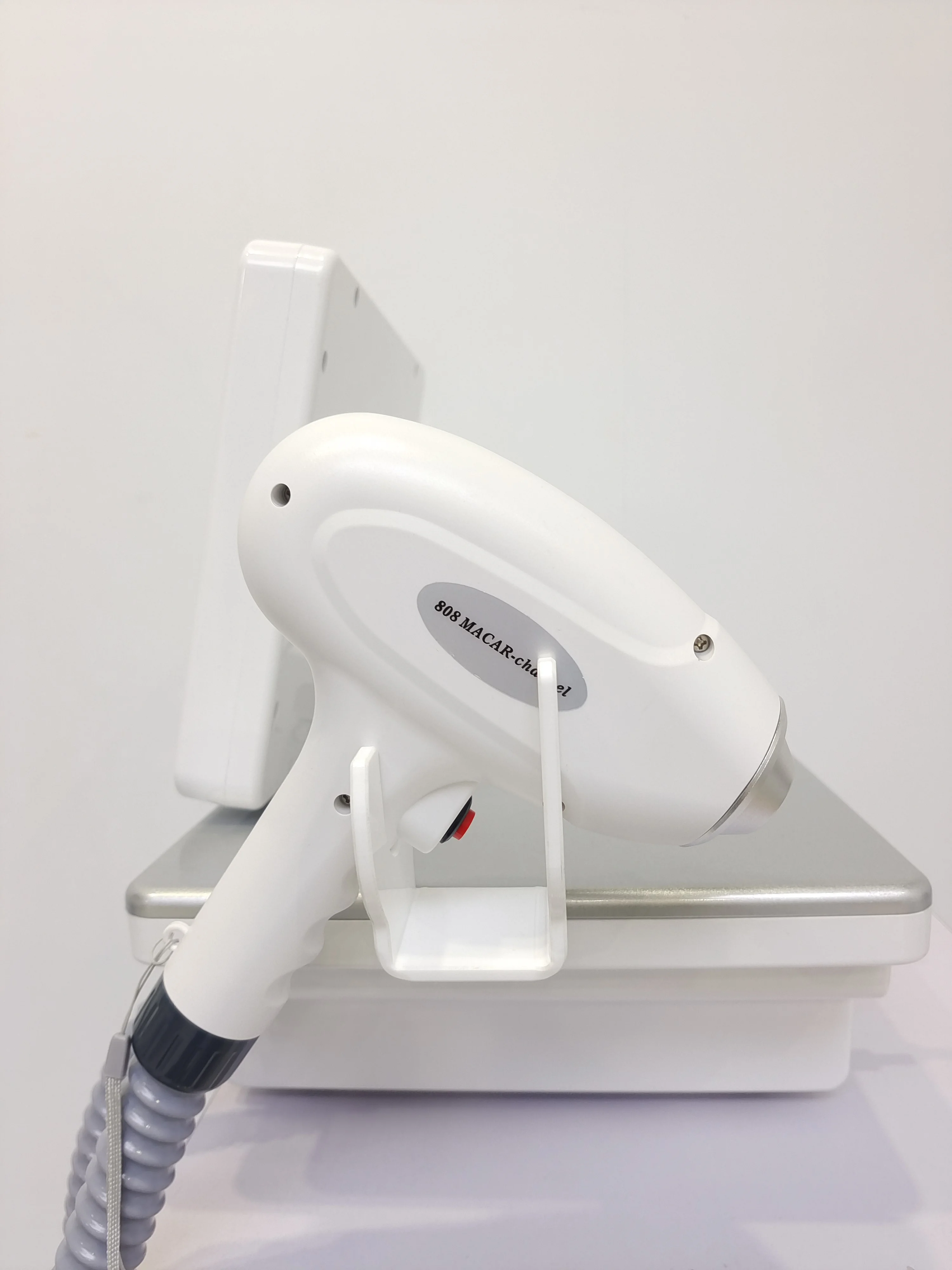 ‌4000W Mini Ice Titanium Laser Hair Remover 4Wavelength 808nm 755nm 940nm 1064nm Alexandrite Permanent Body Treatment‌