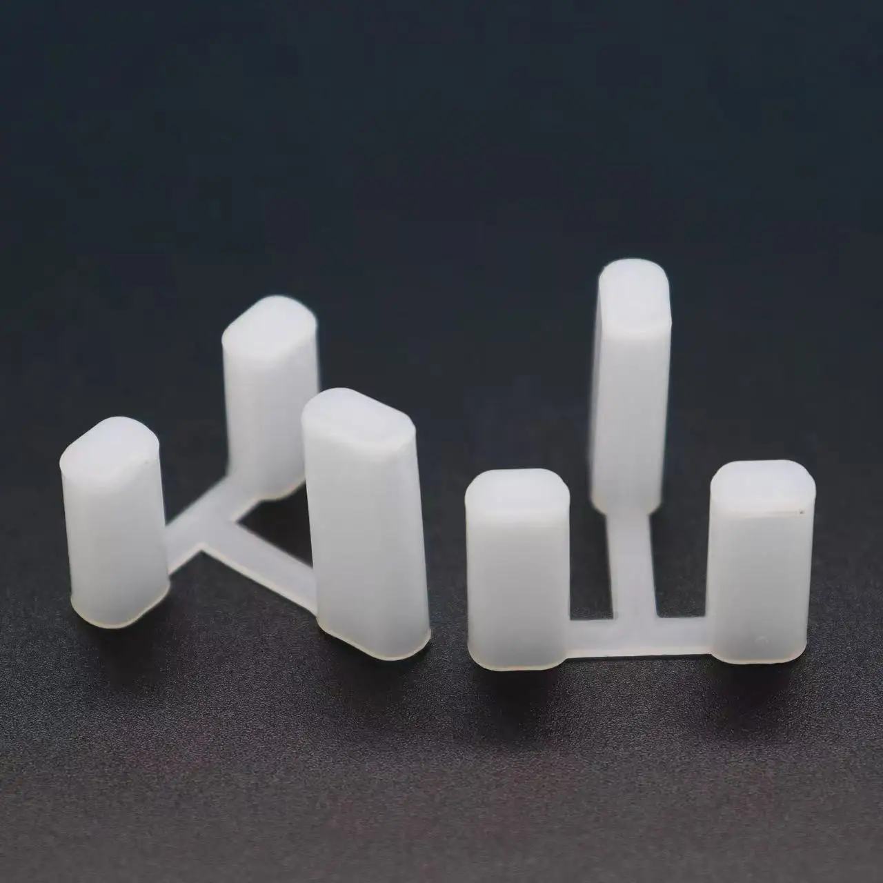 British standard plug dust cover 1000pcs power plug protective cap plastic 3 plugs