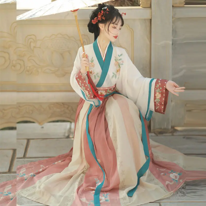 

Original Chinese-style authentic embroidered Hanfu brocade flowing waist skirt, suitable for daily spring and autumn styles