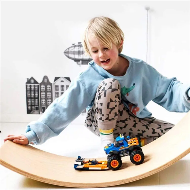 

Montessori Sensory Toy Eco-Friendly Non-Slip Toddler Training Board Natural Wooden Balance Board for Kids 3-6 Years