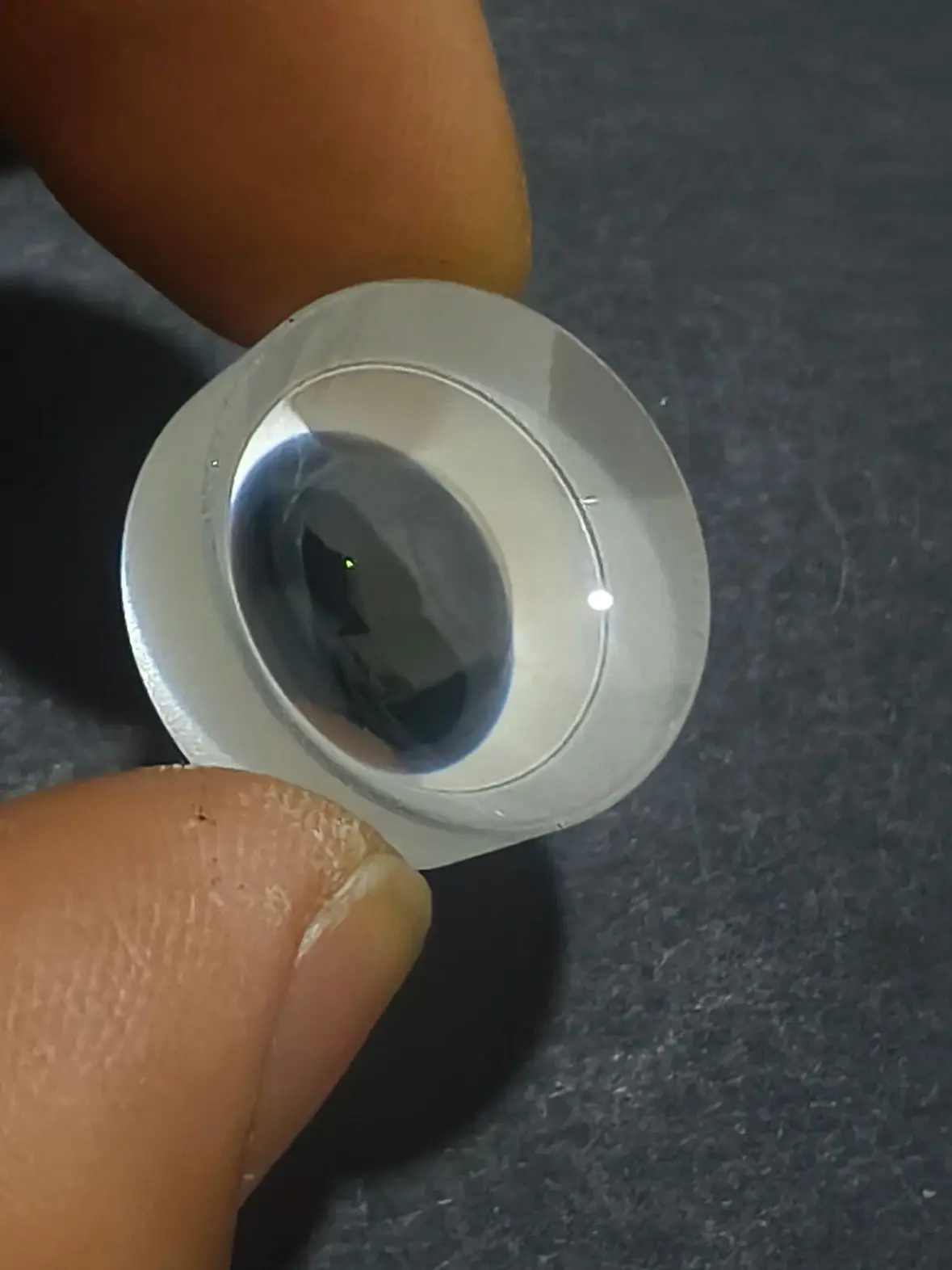 

Диаметр 27,5 мм, фокусное расстояние -111 мм, двойное вогнутое цельное покрытие оптической линзы 425-675 нм, номер детали R51