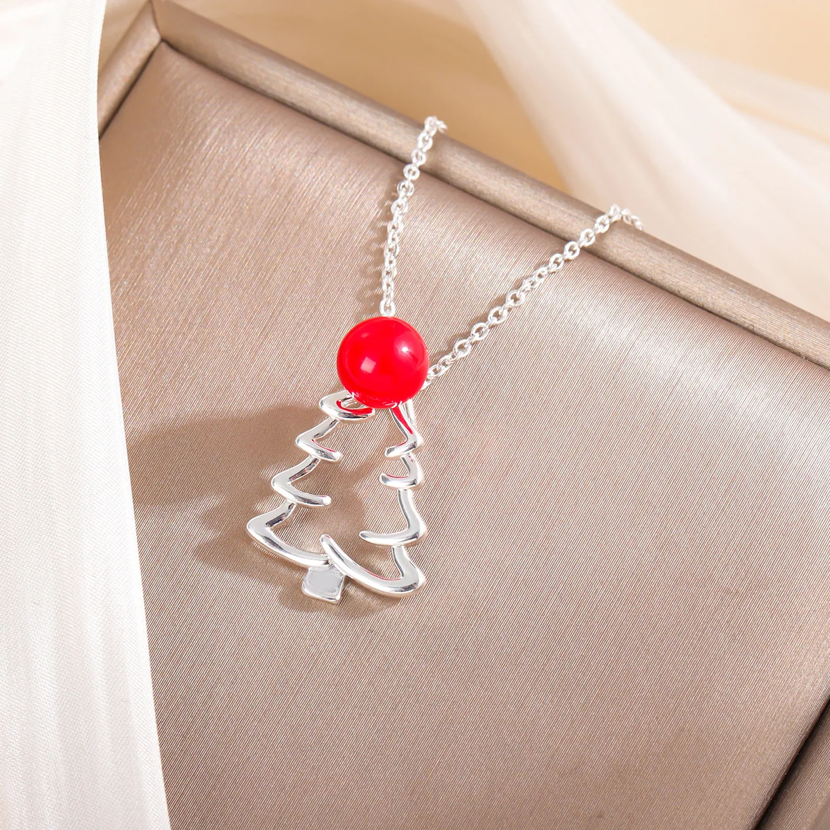 Uini-Tail Hot New 925 Tibetan silver Fresh Red Beaded Christmas Tree Necklace Korean Fashion Tide Flow High Quality Necklace