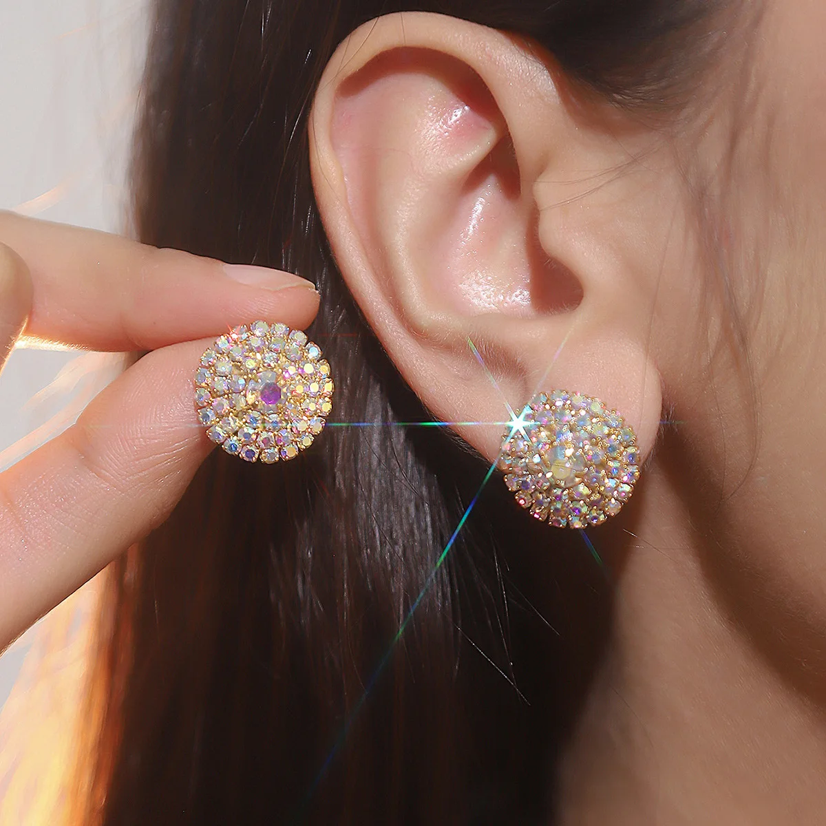 TREAZY Shiny Multicolor Rhinestones Round Stud Earrings Simple Fashion Crystal Statement Women Jewelry Wedding Party Earrings