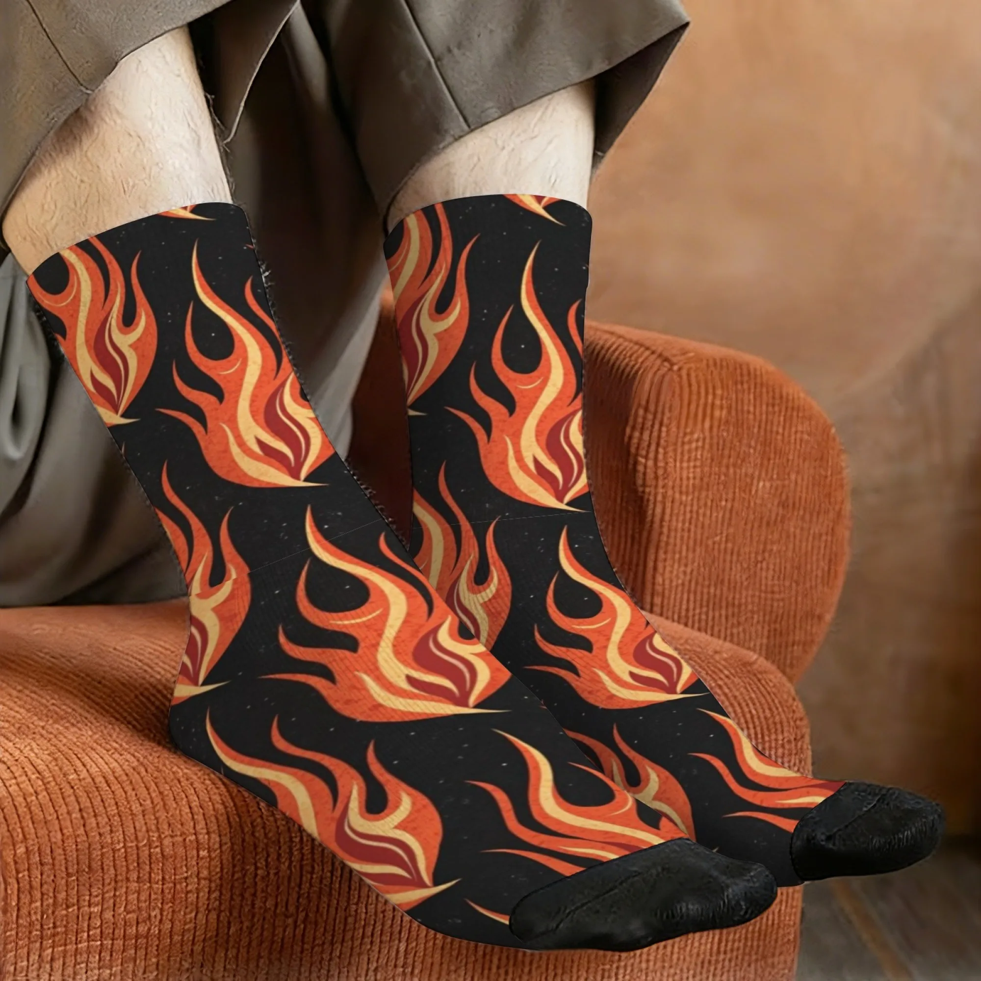 جوارب Harajuku Retro Flame Print للرجال - رواية، نمط شارع مجنون، جوارب كاجوال، مريحة، قابلة للتنفس، جوارب مضادة للانزلاق - هدية