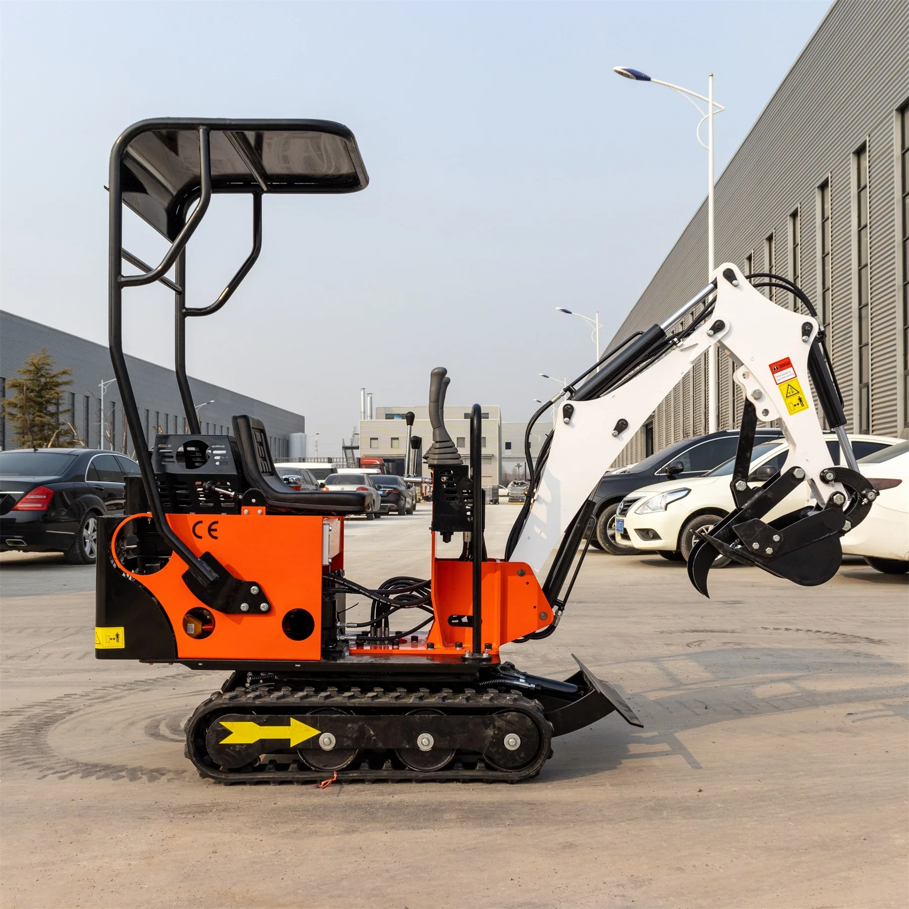 Fast Delivery Mini Excavator 0.8 Tons Excavator Hydraulic New Bagged Crawler Excavator with Attachments