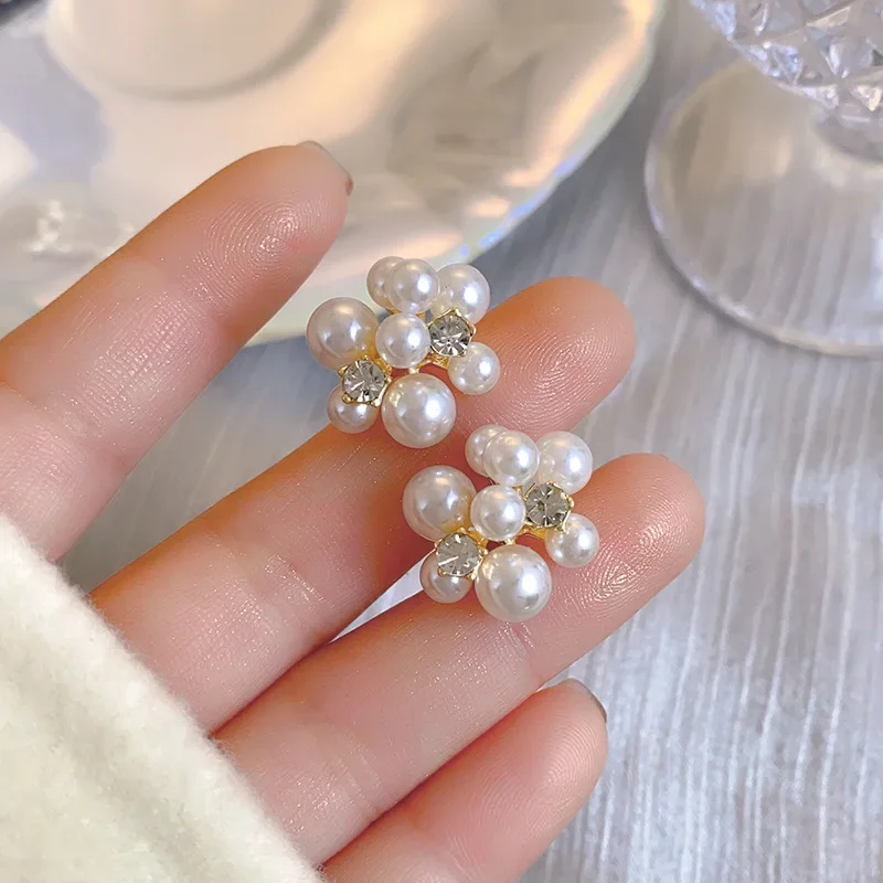 Trend French Romantic Elegant Oval Pearls Sweet Flower Pendant Stud Earrings for Women's Autumn Winter Fashion Custom Jewelry