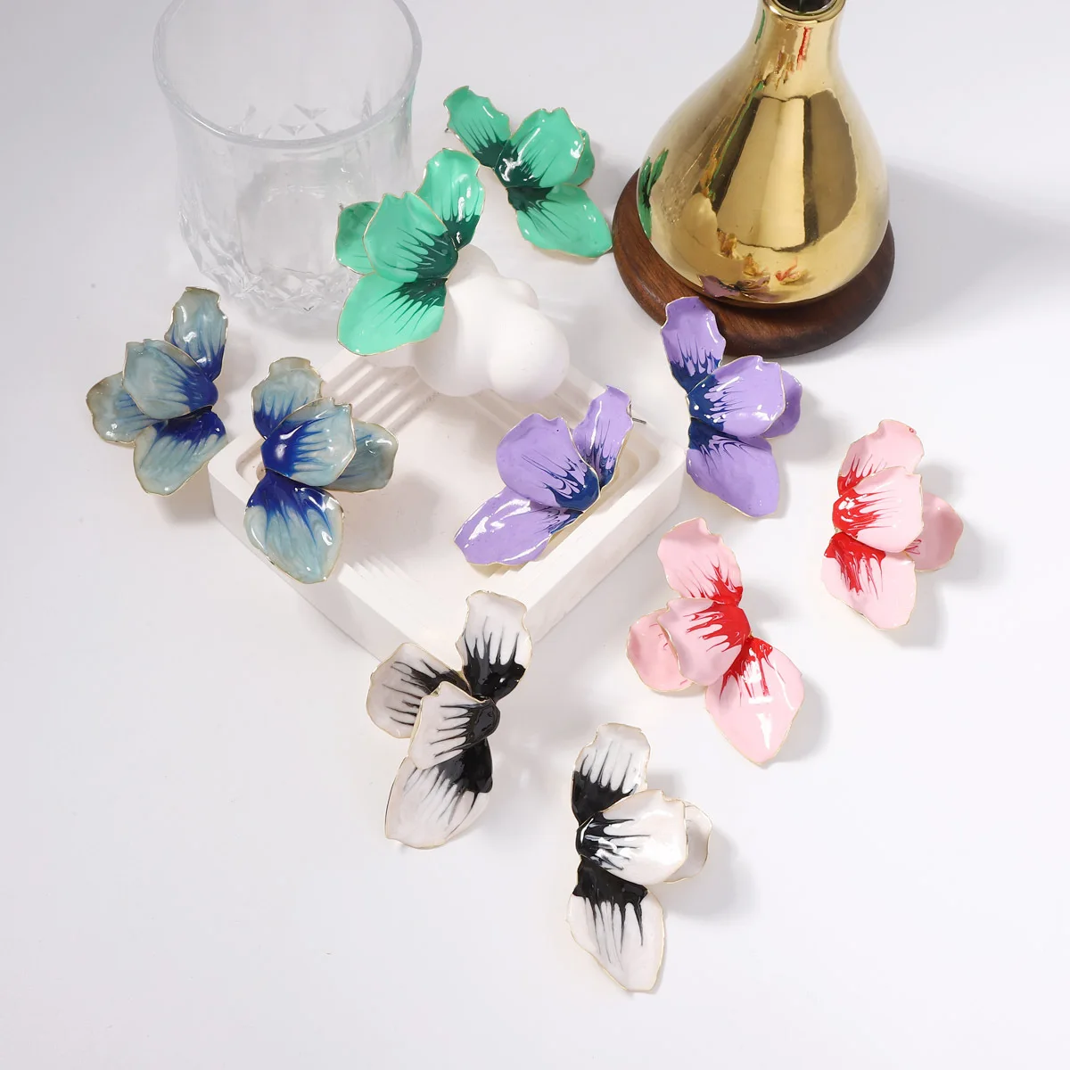 HUANZHI Bohemian Metal Flower Earring Exaggerated Gradient Color Flowers Vintage Summer Large Jewelry for Women Girls 2024 New