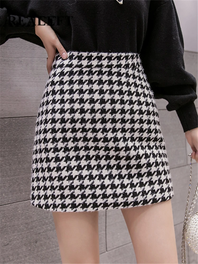 

REALEFT 2022 New Autumn Winter Stylish Houndstooth Skirt Women Woolen Skater Skirts High Waist A-Line Sexy Mini Skirts Female