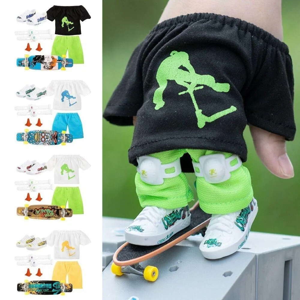 

Road blocks Soft Rubber Finger Shoes Finger Clothing Finger Scooter Set With Pants & Shoes Small Finger Skateboard Clothes Kit