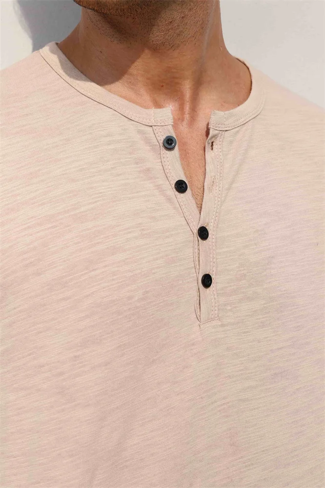 Herren-Baumwoll-T-Shirt, modisches Knopf-Design, atmungsaktiv, einfarbig, kurzärmelig, Henley-Ausschnitt, Tops, schmale Passform, gemütliche männliche Freizeit-T-Shirts – Detail 12