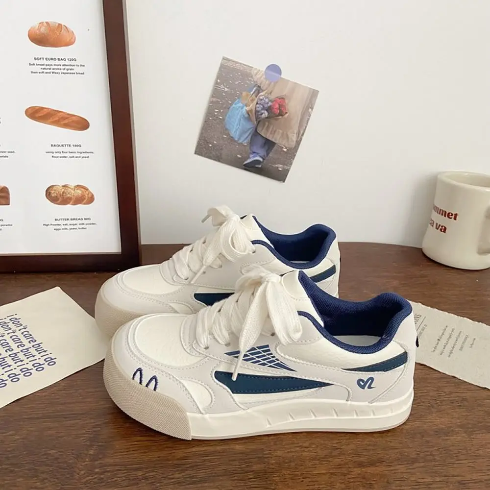 باطن سميكة النساء أحذية في الهواء الطلق تنفس أحذية رياضية كاجوال موضة الركض المشي أحذية التنس ربيع الخريف عدم الانزلاق المدربين