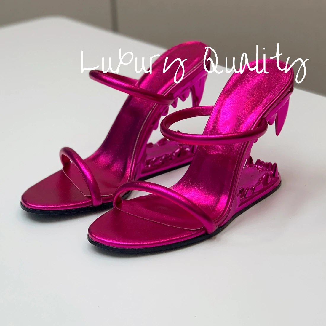 

2024 New Women's Sandals High heeled Sandals 10.5cm Solid color Lacquer Leather design Dinner Wedding