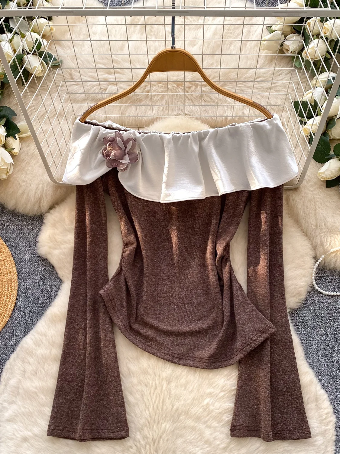 

Ele Spliced Long Sve One oulder Top Women's Autumn Slimming Versatile 3D Flower Embellied Commute Sle T-irt