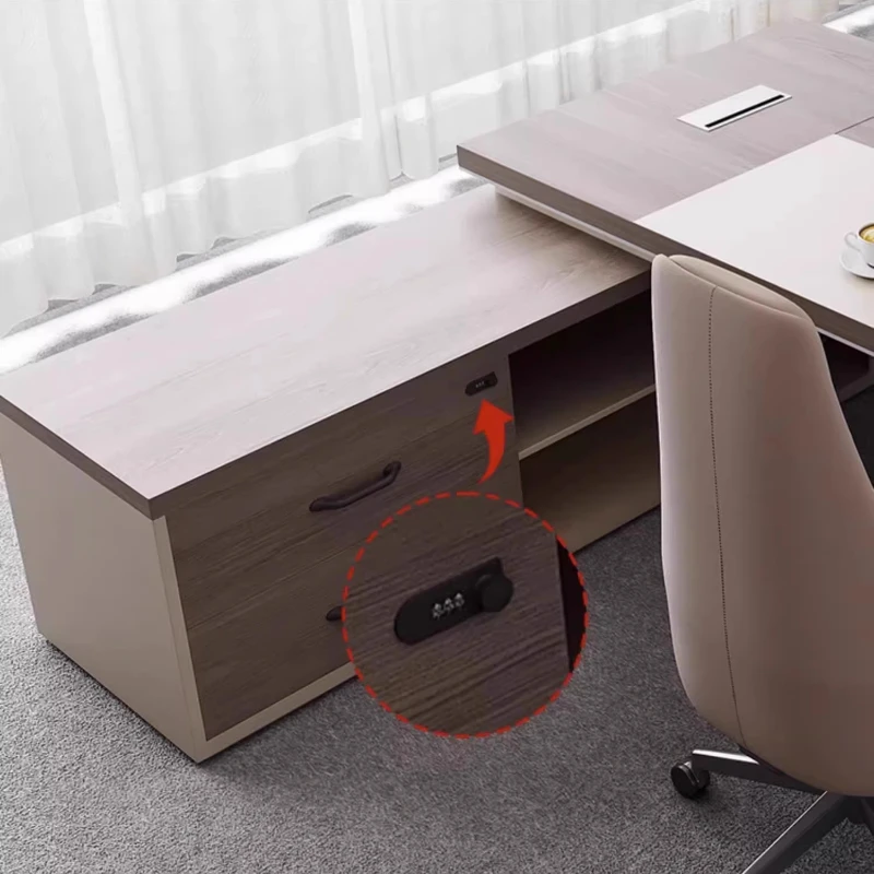 Рисунок 6 - Угловой офисный стол с выдвижными ящиками