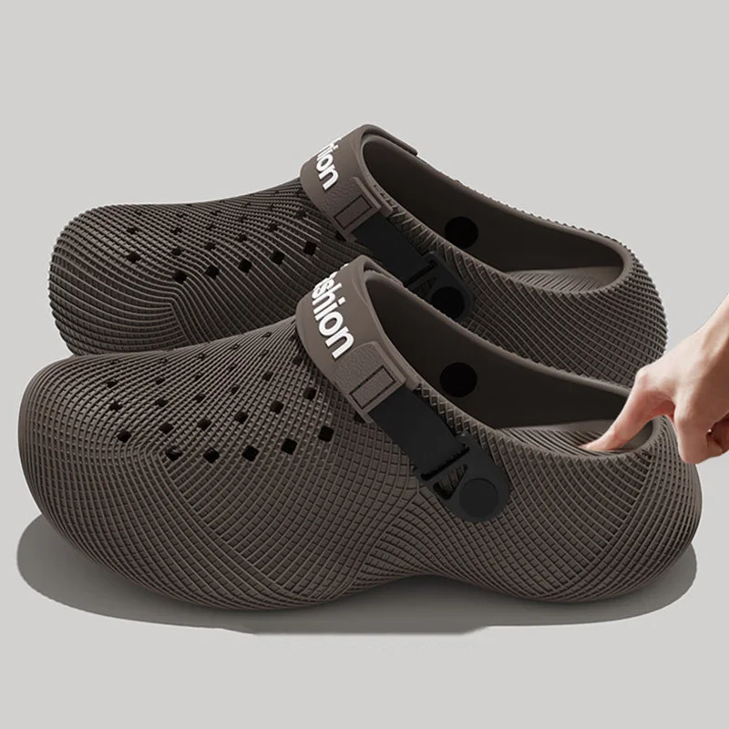 3D-Design Chunky Plateau-Sandalen für Herren 2026 Sommer Slip-On Rutschfeste Sport-Sandalen Herren Outdoor Dickboden EVA-Pantoffeln Strand
