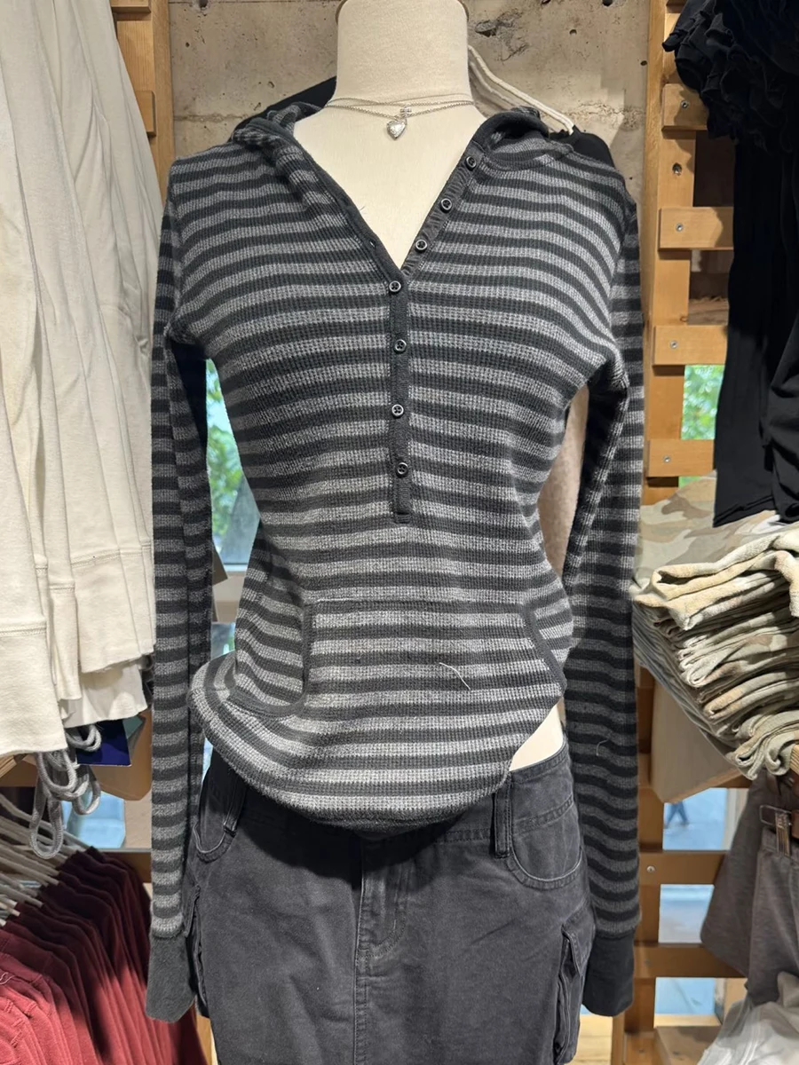 

Полосатая вафельная тонкая футболка с длинными рукавами, женская весенняя хлопковая футболка с капюшоном и пуговицами, винтажная уличная одежда, повседневные футболки, топы Y2k ﻿