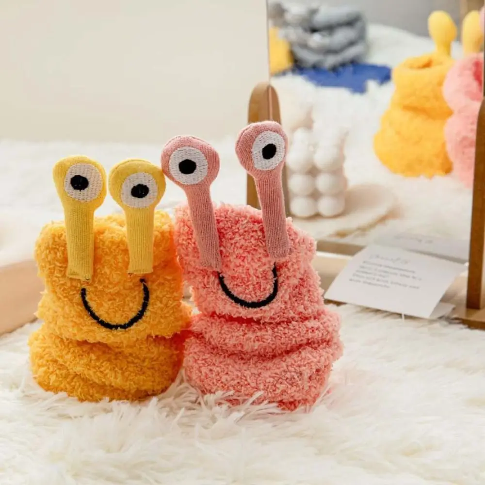 دافئ عيون ثلاثية الأبعاد مضحك جوارب أنبوبية منتصف العجل رشاقته الدافئة المرجان جوارب صوف الكرتون الجوارب فروي أفخم جورب الهدايا #2