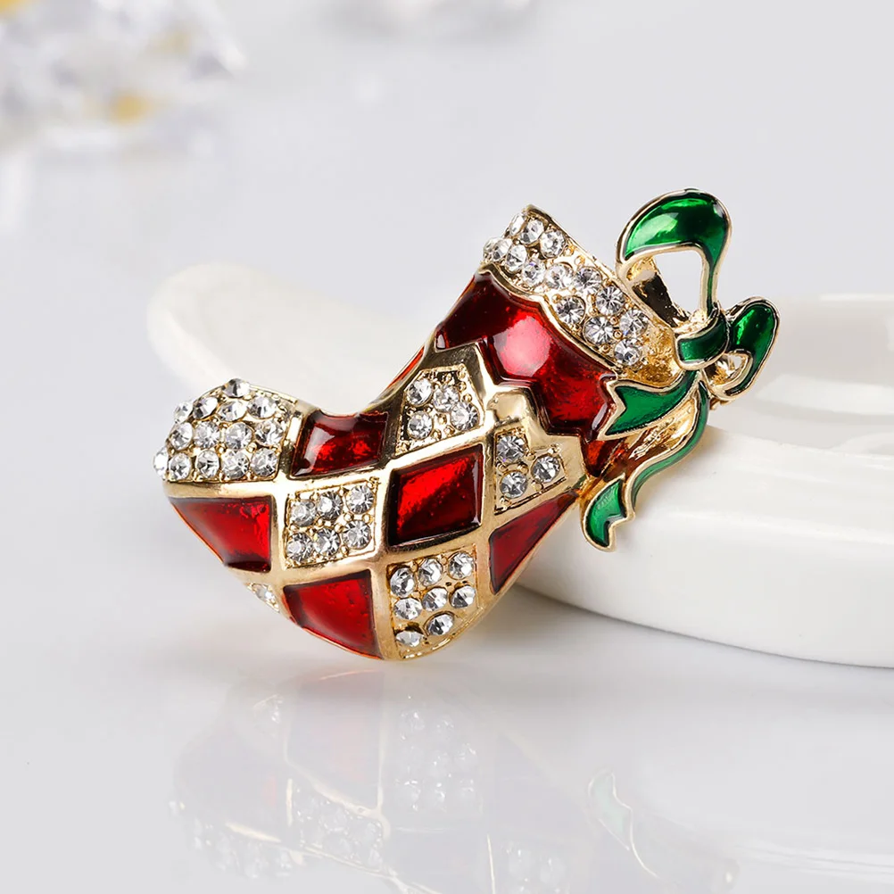 

2Pcs Alloy Christmas Brooch Sock Pin Durable Exquisite Craftsmanship Christmas Breastpin Holiday Costume Accessory Gift