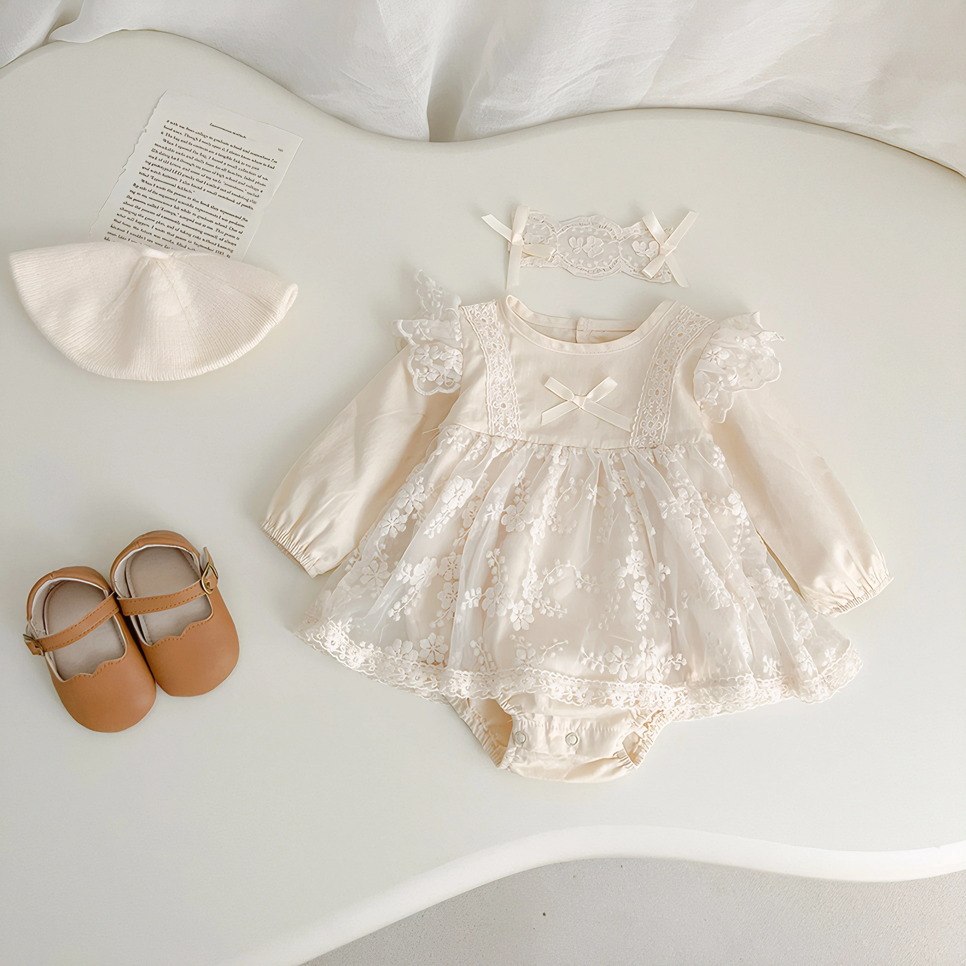 

Sanlutoz Baby Girls Autumn Bodysuits Princess Cotton Lace Long Sleeve Infants Girls Clothing Onesies with Headband