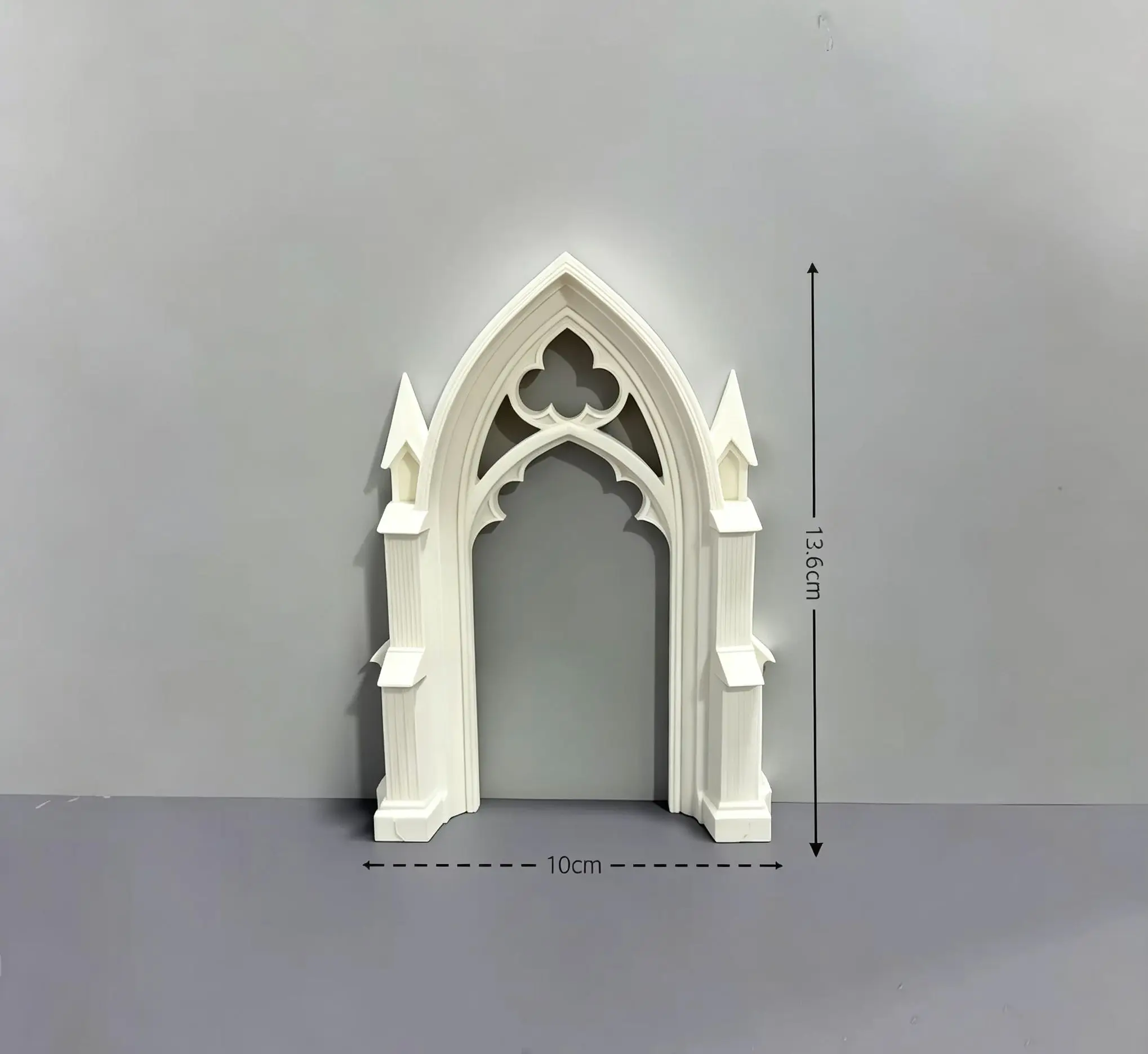 Miniature Gothic Archway, 1/24 1/25 Scale Dark Fantasy Dollhouse Accessory, European Style Backdrop for Spooky Diorama & Prop