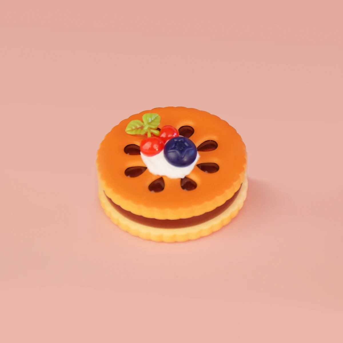Multifunctional Spice Crusher Creative Cookie Decoration Metal Grinder for Kitchen 2.2in 5.6cm 1PC