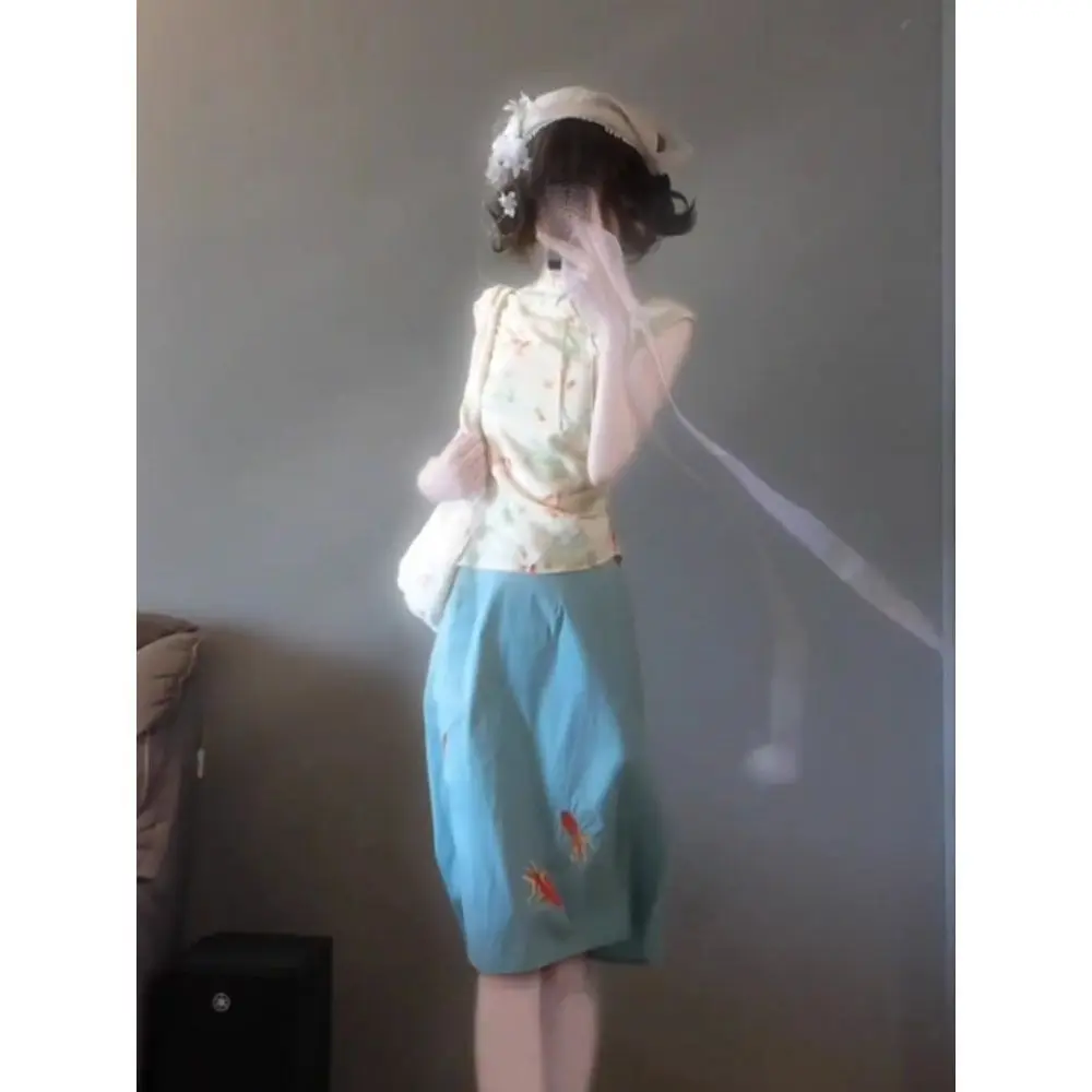 여름 꿈결정세트 개구리 잠금장치 블라우스 플로럴 미디 스커트 투피스 리조트룩 빈티지 코티지코어 감성 젠틀 미니멀리스트