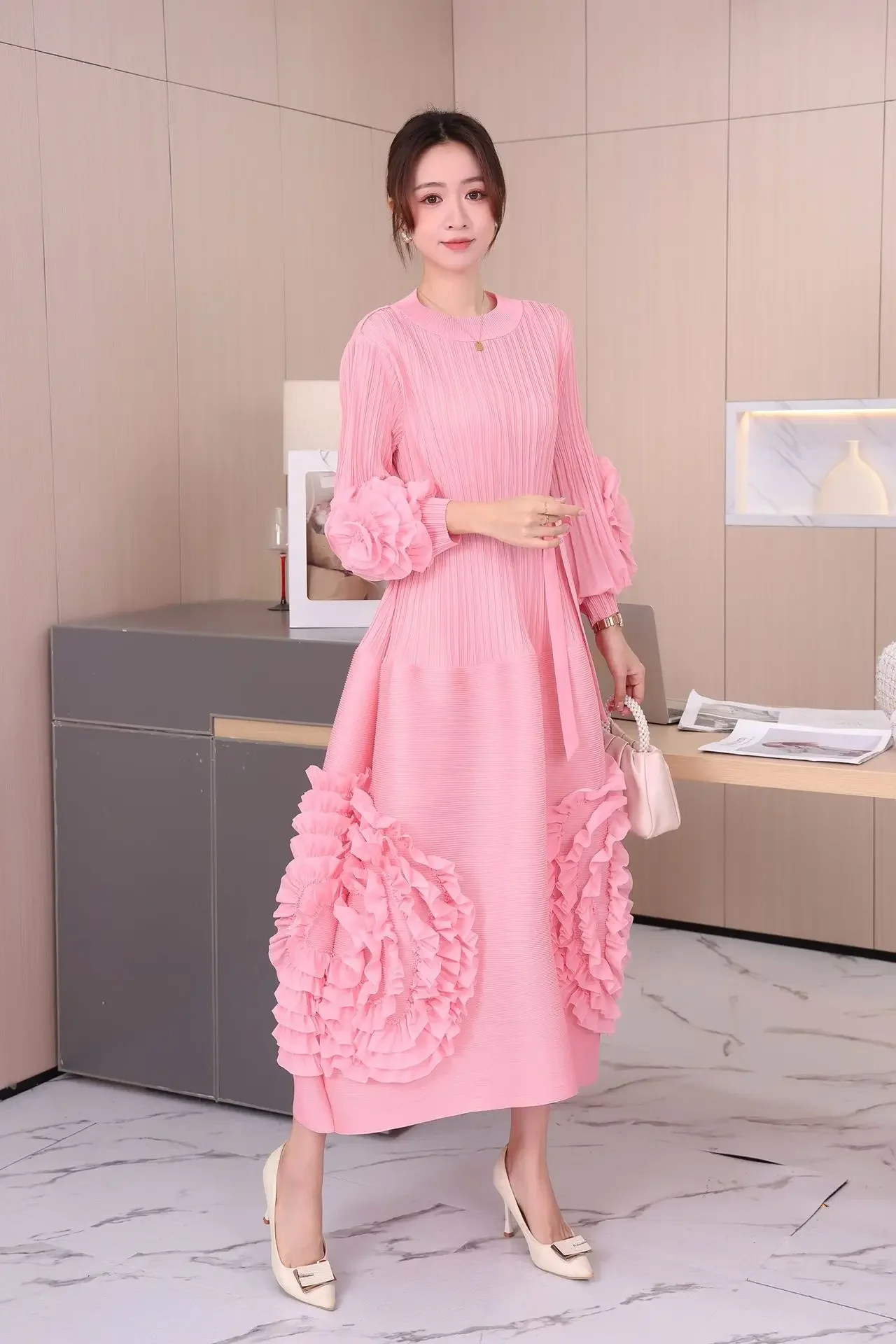 

ALSEY Solid High Quality Pleated Women's Dresses Fashion Temperament Bubble Sleeve Tie Design High Waist Dress 2024 Summer New