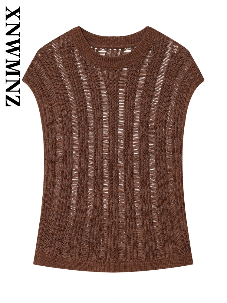 

XNWMNZ 2025 Summer Lady Sexy Fashion O-Collar Sleeveless Knit Blouses Simple Chic Women Clothing BROWN Casual Pullover