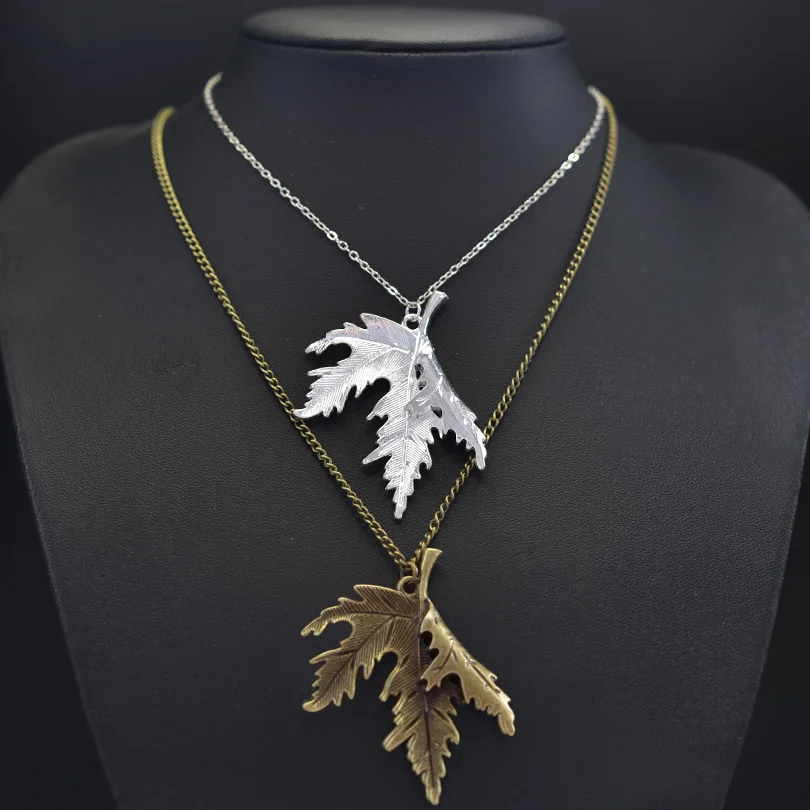 1Pc Vintage Plant Maple Leaf Pendant Necklaces For Women Hip Hop Vintage Tree Weed Herb Men Aesthetics Collares JewelryBulk