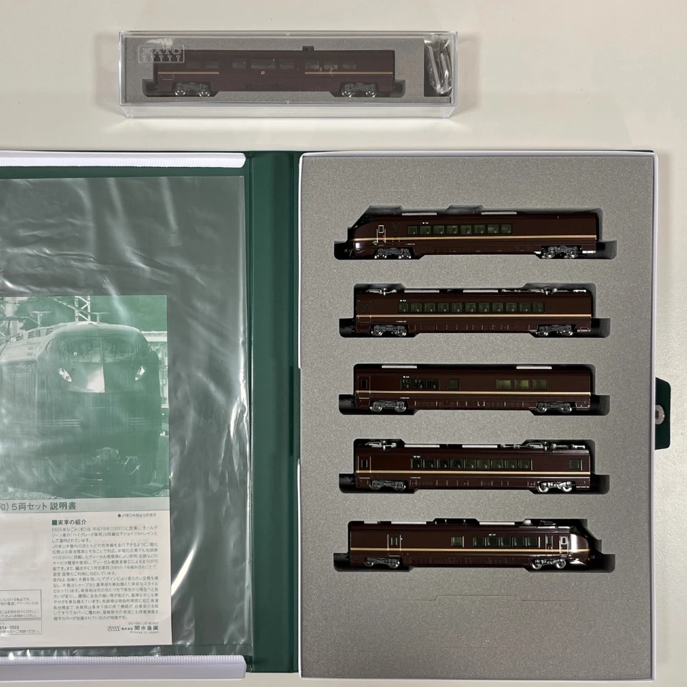 KATO N-type 1/160 Train Model 10-1991 E655 Series Electric Locomotive 6-car Train Set Collectible Decorative Item Boy's Toy Gift