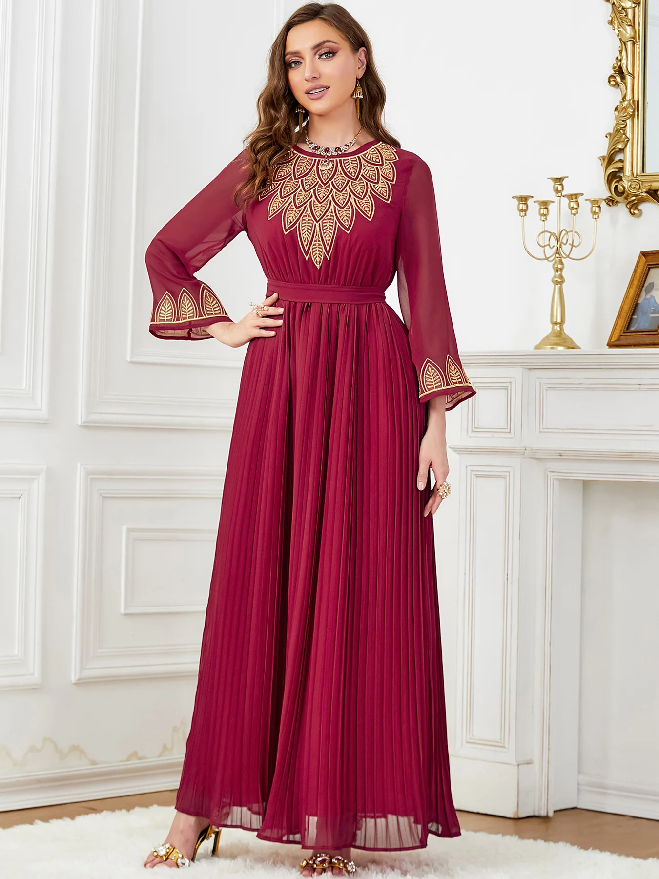 Muslim Embroidery Pleated Maxi Dress for Women Dubai Abaya Turkey Kaftan Eid Djellaba Caftan Marocain Femme Jalabiya Robe Abayas