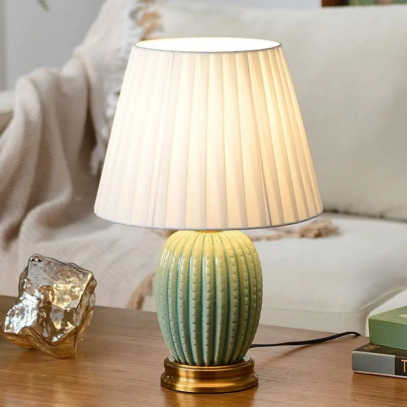 Vintage Pastoral Gradient Green Cactus Texture Ceramic Table Lamp White Pleated Cloth Lampshade Sofa Side Bedroom Hotel Interior
