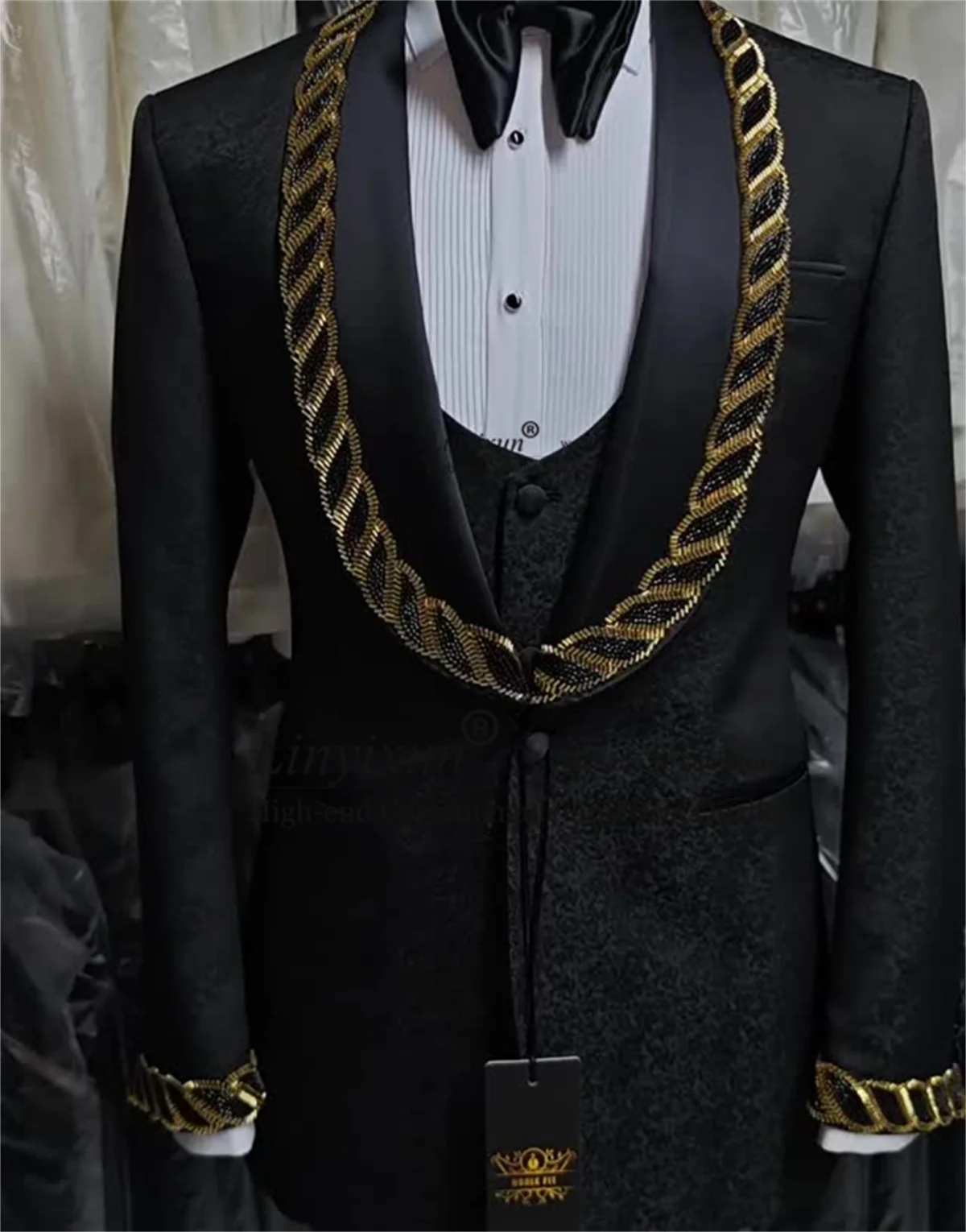 

Роскошные свадебные костюмы со стразами и бриллиантами для мужчин, комплекты из 3 предметов, мужские пиджаки для жениха, модные жаккардовые смокинги по индивидуальному заказу, Ropa homre