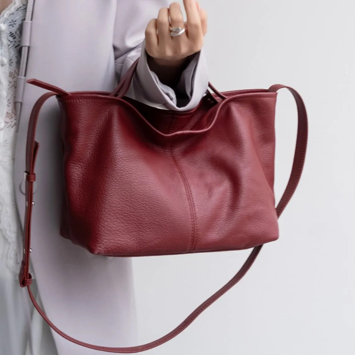 Genuine Leather Oversized Tote Bag - 2026 Fashion Trend Crossbody Shopper Handbag