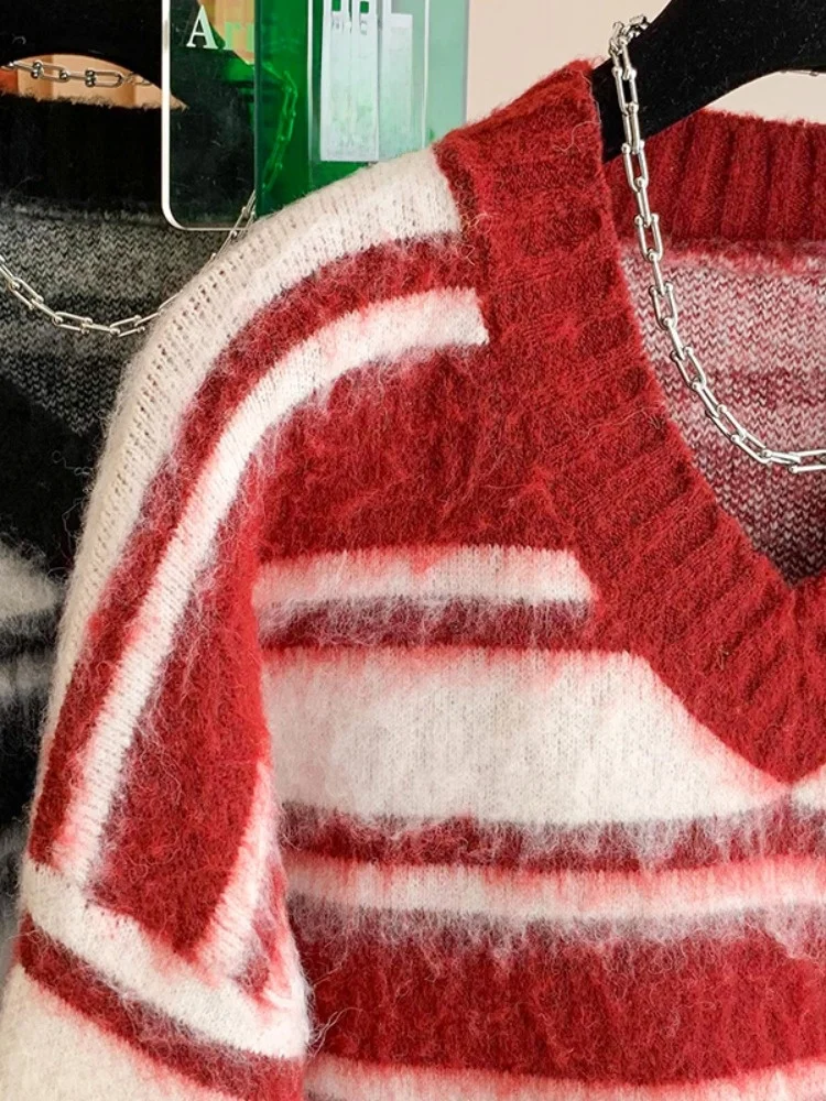 Luźny sweter damski z dekoltem w serek, w paski, z blokami kolorów, zimowy, casualowy, dzianinowy top, wygodny, miękki, średnio cienki, długi sweter