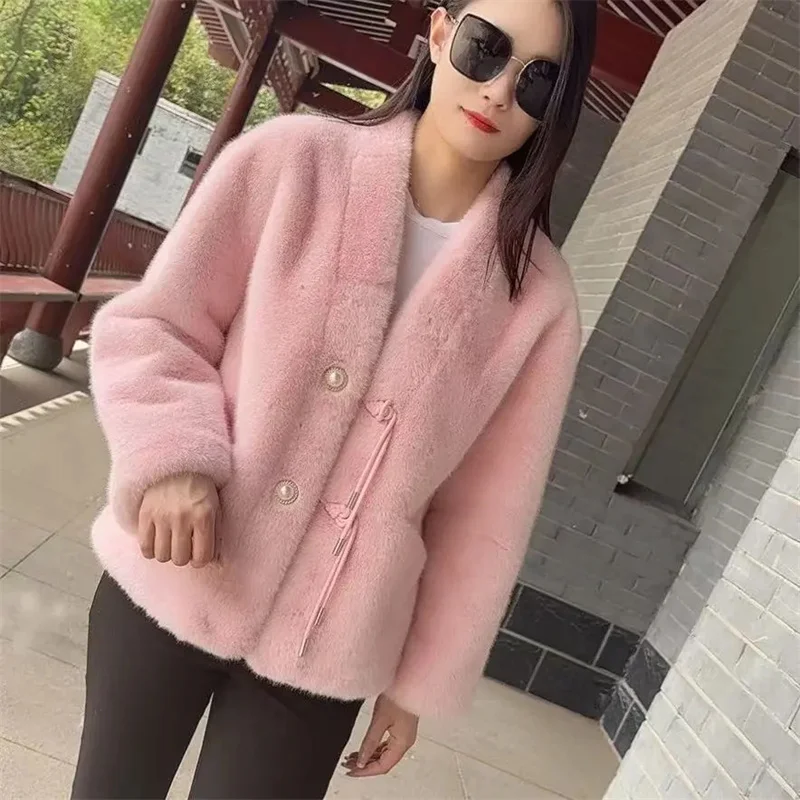 Cappotto di velluto di visone di alta qualità Giacca di pelliccia nuova da donna Autunno Inverno 2025 Cappotti di pelliccia con scollo a V Capispalla di moda Cardigan Soprabito Top