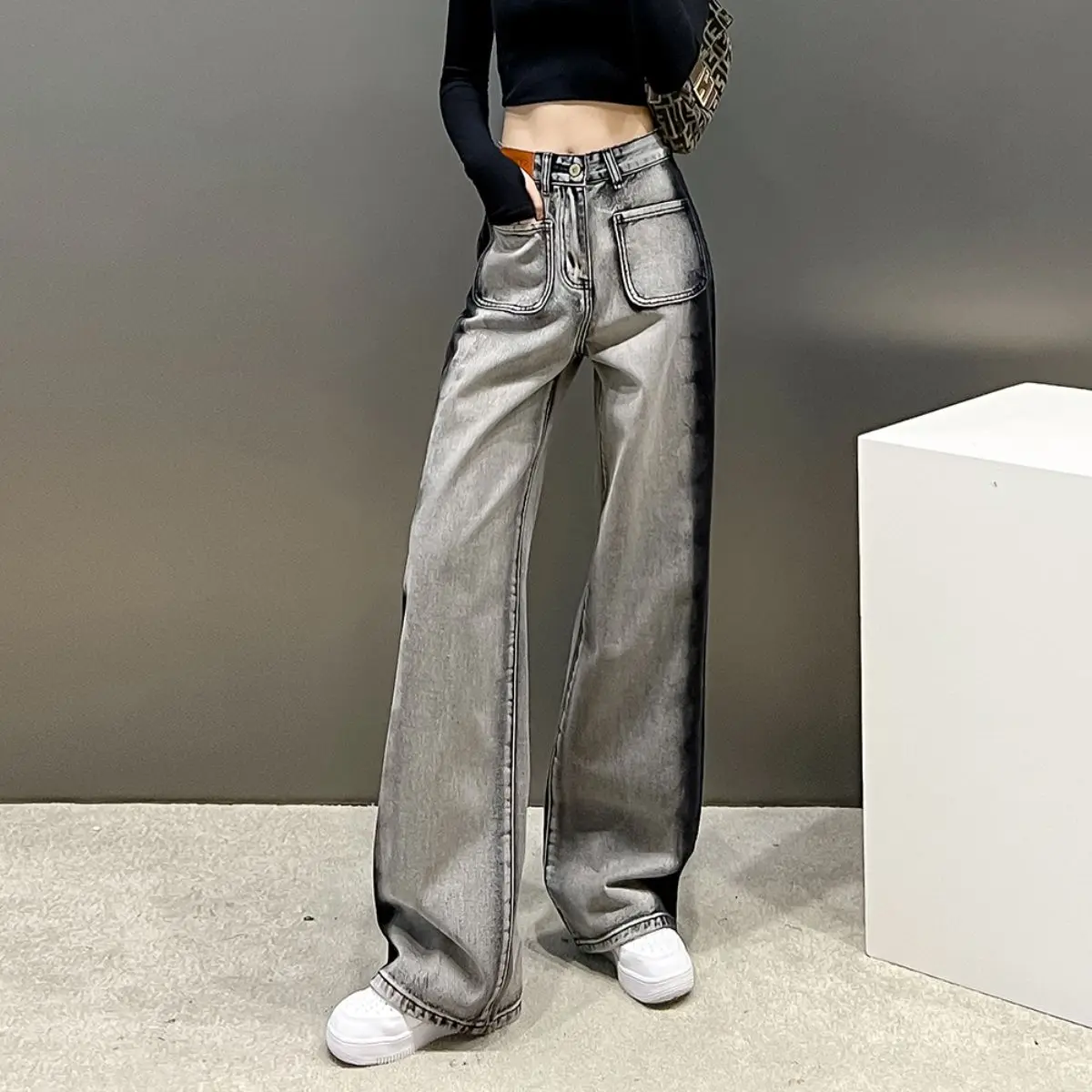 2024 Spring/Summer Korean Edition New Fashion Design Sense High Waist Straight Leg Wide Leg Women's Jeans Trend