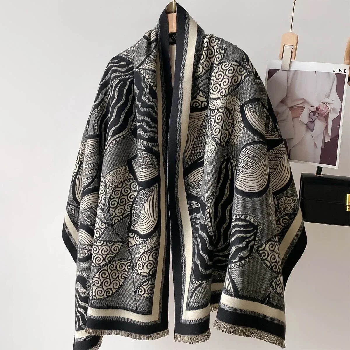 Autumn Luxury Warm Pashmina Scarf Women Design Print Shawl and Wrap Winter Female Imitation Cashmere Blanket