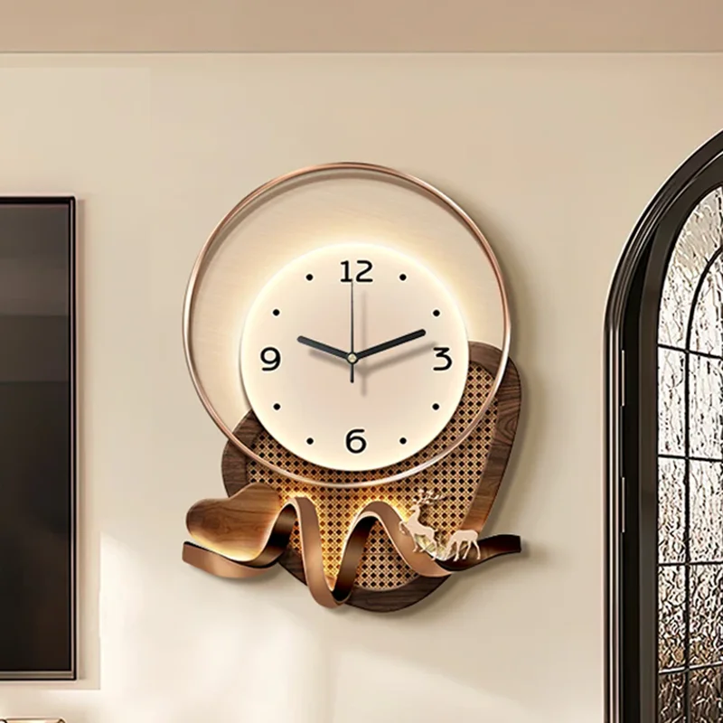 

Z Xenomorph Design Wall Watch Creative Cartoon Restaurant Digital Luxury Wall Clocks Modern Horloge Murale Living Room Decoratio