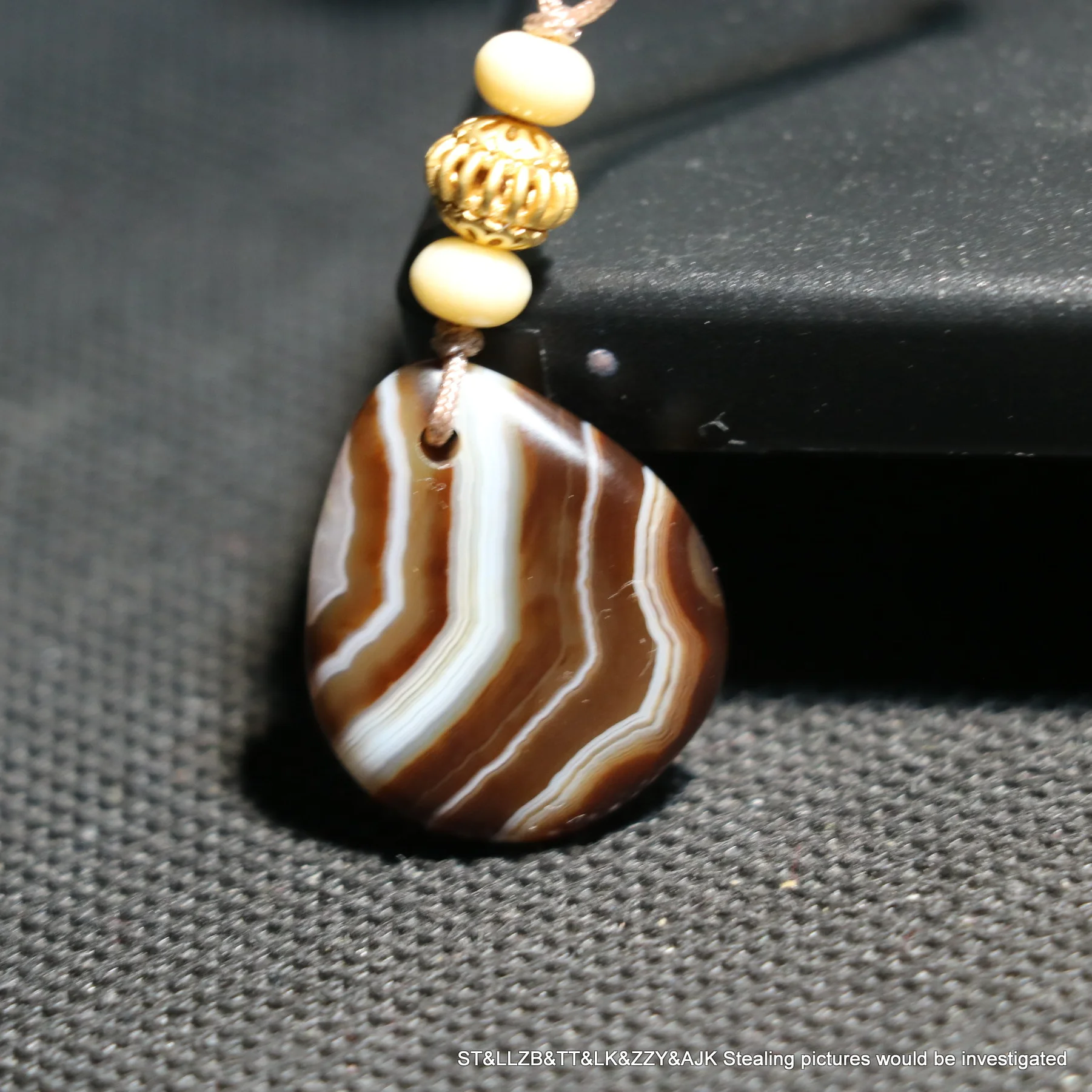 

Magic Power Energy Tibetan Old Agate Silkworm line dZi Bead Amulet for diy