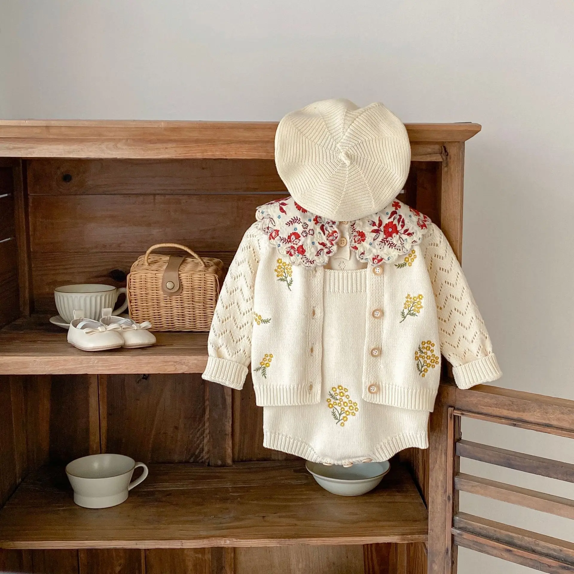 Baby Clothing 2024 Spring Girl Embroidered Hollow Long Sleeve Knitted Coat and Flower Romper Casual Simple Sweet Set