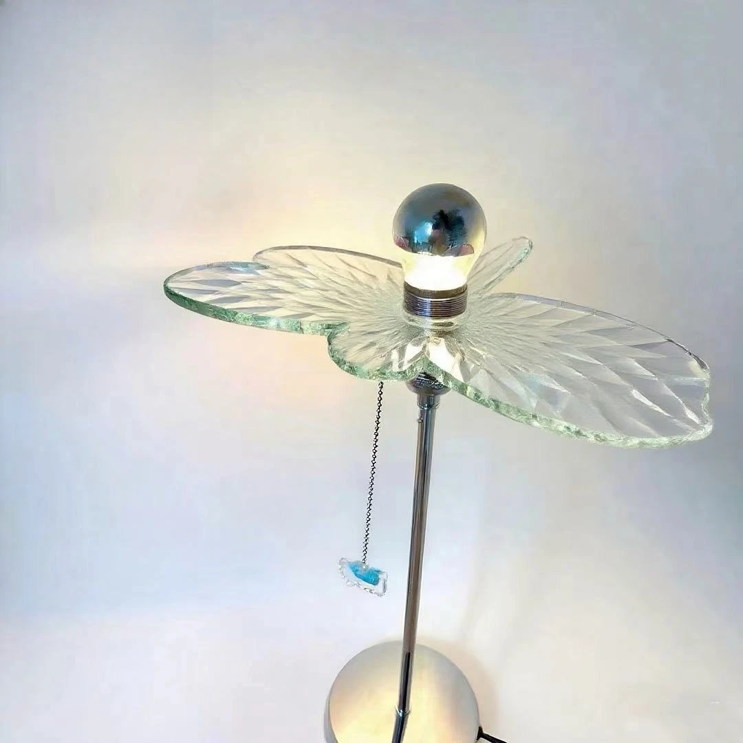 Dragonfly-shaped acrylic lamp, light luxury desktop decoration ornament, pull rope switch, homestay cafe decoration