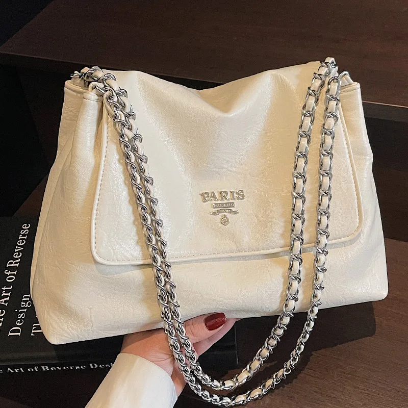 

2025 New Trendy Fashion Casual Small Bag Women's Commuter Handbag Large Capacity Shoulder Messenger Bag