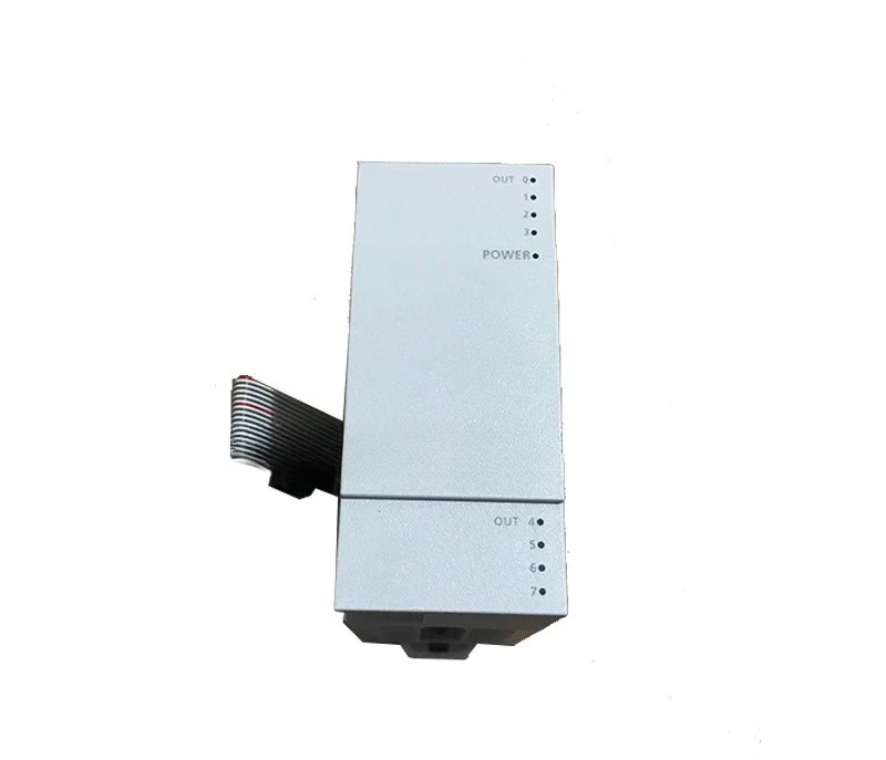 Built-in power input and output module FX5-8EYR/ES terminal desktop I/O module