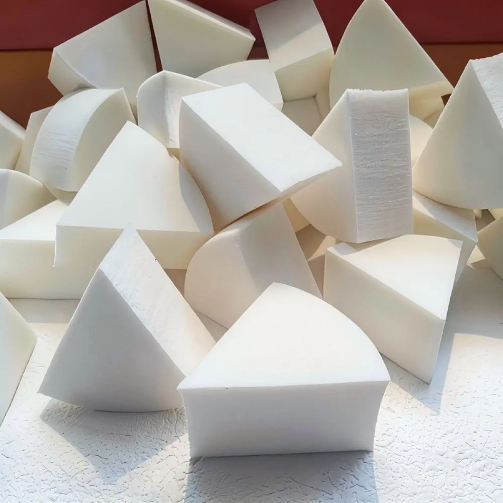 Professional Triangle Cosmetic Sponge Puff For Face Makeup Foundation Setting Powder Beauty Applicator Tool