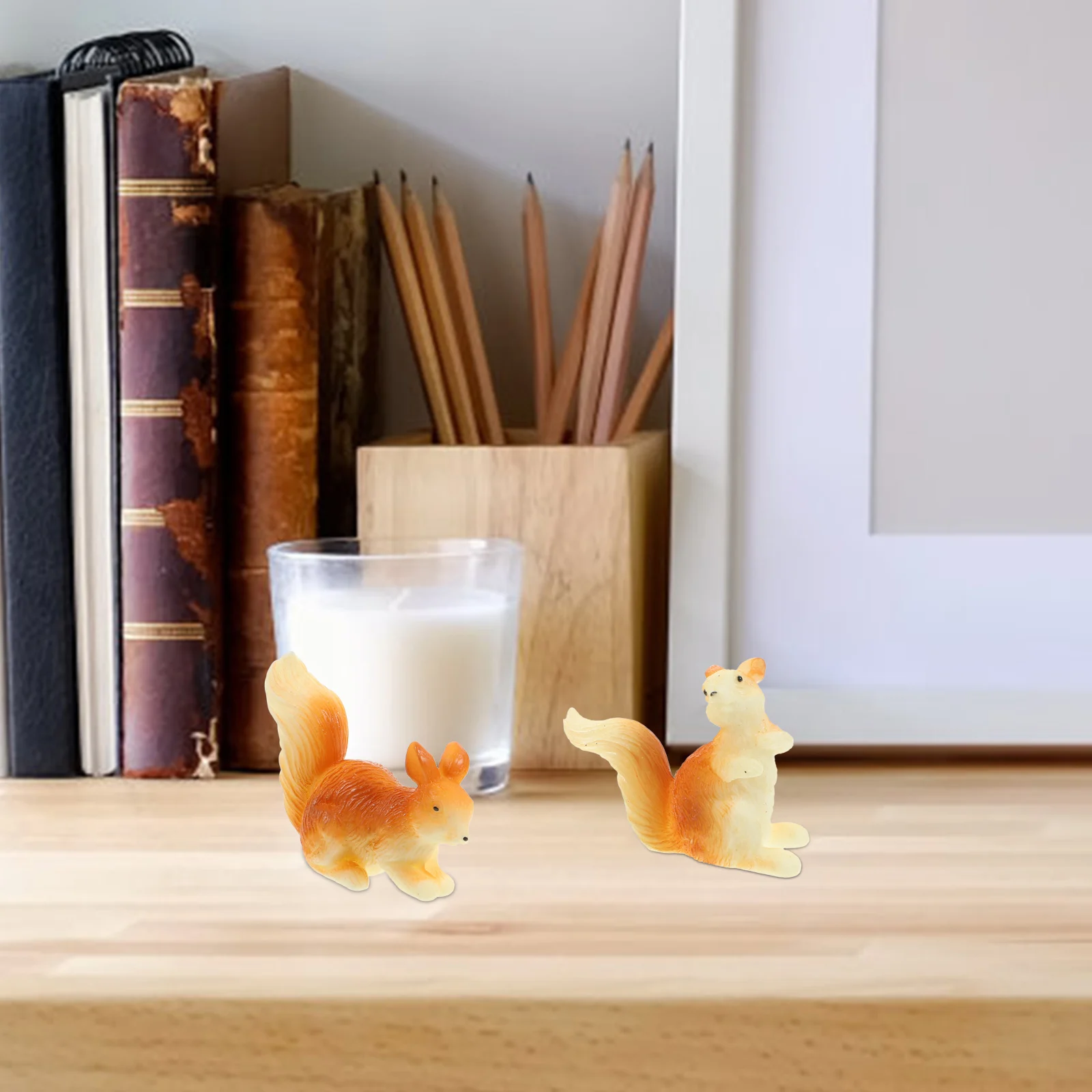 

4 Pcs Simulated Little Squirrel Decorations Cute s Resin Statue Ornaments Animal