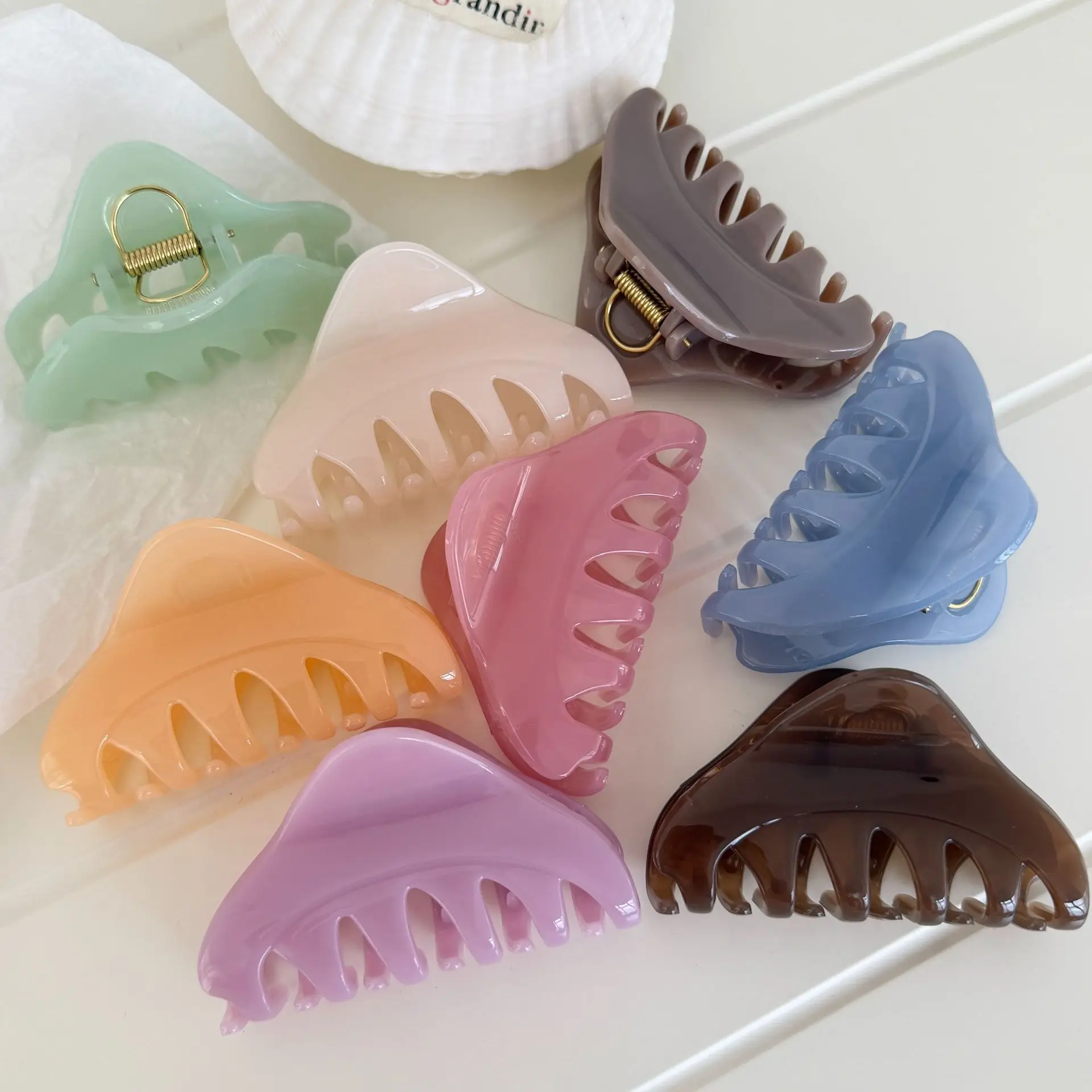

Hair Claw Clip Medium Triangle French Vintage Half Up Bun Versatile Premium Acetate Lightweight Durable Quality for Women